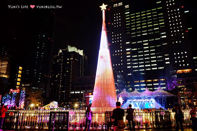 【2013新北市歡樂耶誕城】主燈華麗吸睛! 時而浪漫時而驚喜! @板橋市政府、板橋火車站捷運站 - yuki.tw