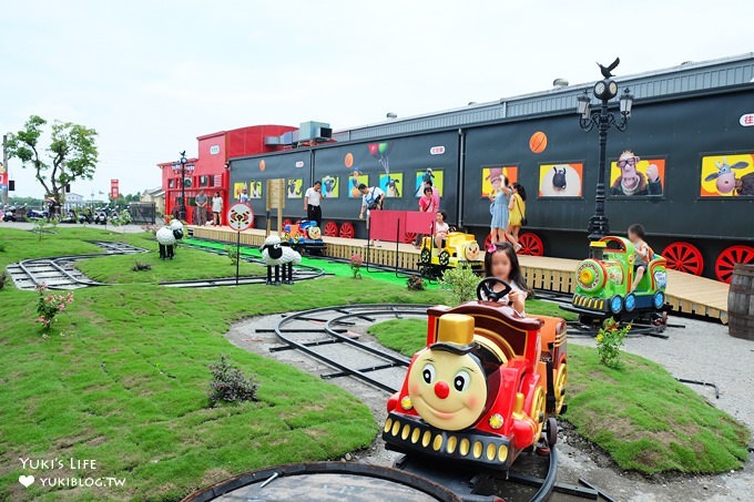 (歇業)宜蘭礁溪新景點【笑笑羊主題館四圍堡車站】小羊肖恩樂園餐廳×麵包可愛也好吃!免費景點蹓小孩坐火車 - yuki.tw