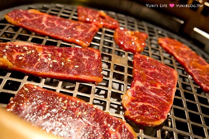 板橋【牛角日本燒肉】2hr燒烤無限吃到飽!選擇多品質好~黃豆粉冰淇淋&奶酪也好好吃 @板橋遠百店 - yuki.tw