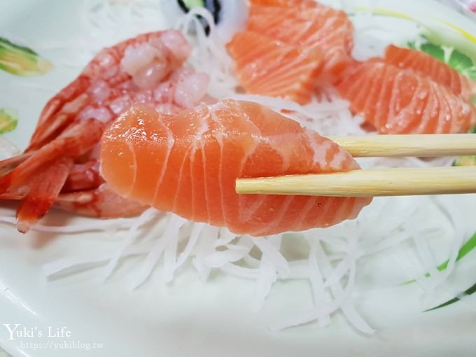 基隆美食【榮生魚片】必吃平價海產老饕推薦新鮮美味(和平島玩水順遊美食) - yuki.tw