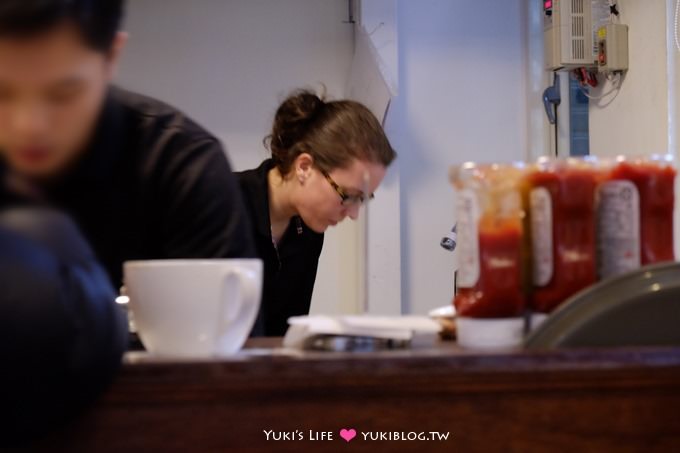 板橋早午餐【幸福這裡Happiness Here】法式藍帶美食、安格斯黑牛漢堡太厲害 - yuki.tw