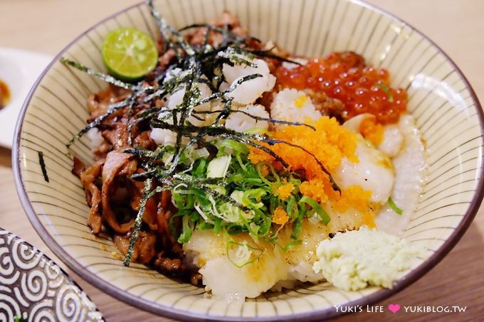 台中美食【隱藏丼飯達人】超青超海味炙燒海鮮丼.燒肉丼也好讚~每一種都想吃呀!(文心五權店) - yuki.tw