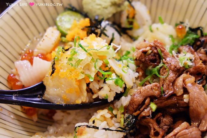 台中美食【隱藏丼飯達人】超青超海味炙燒海鮮丼.燒肉丼也好讚~每一種都想吃呀!(文心五權店) - yuki.tw