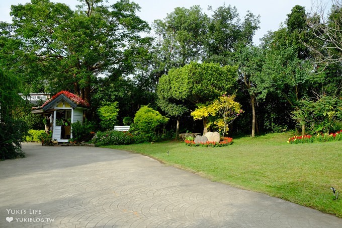 苗栗景點【花露休閒農場】大草皮親子景點 薰衣草花田拍照趣×花花草草親子好去處(有小火車) - yuki.tw