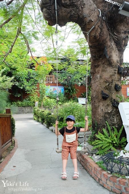 高雄景點【淨園機場咖啡休閒農場】南洋風賞飛機景觀餐廳×超嗨零距離動物園×親子聚餐好去處 - yuki.tw