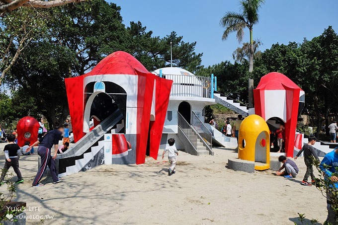 台北免費親子景點【青年公園】最新太空堡壘沙坑溜滑梯×萬華故事館×萬華親子館~遊玩攻略地圖! - yuki.tw