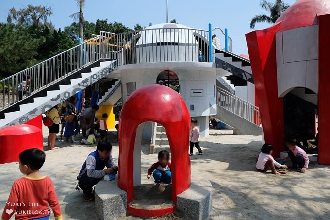 台北免費親子景點【青年公園】最新太空堡壘沙坑溜滑梯×萬華故事館×萬華親子館~遊玩攻略地圖! - yuki.tw