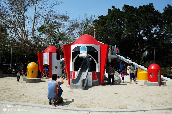 台北免費親子景點【青年公園】最新太空堡壘沙坑溜滑梯×萬華故事館×萬華親子館~遊玩攻略地圖! - yuki.tw