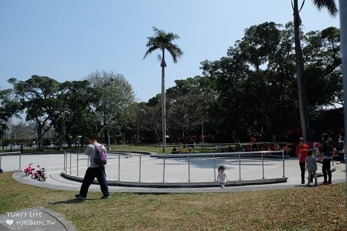 台北免費親子景點【青年公園】最新太空堡壘沙坑溜滑梯×萬華故事館×萬華親子館~遊玩攻略地圖! - yuki.tw