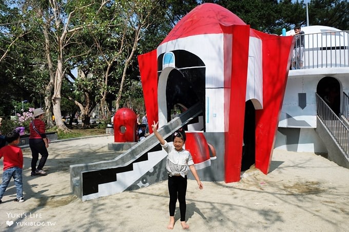 台北免費親子景點【青年公園】最新太空堡壘沙坑溜滑梯×萬華故事館×萬華親子館~遊玩攻略地圖! - yuki.tw