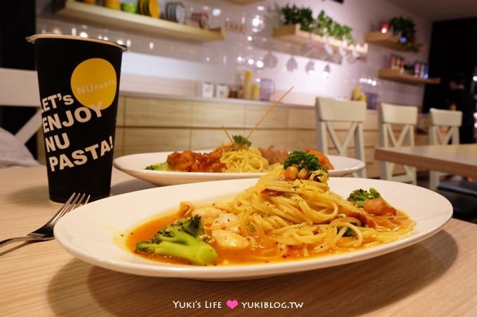 台中一中街美食【NU-PASTA杯杯麵一中店】平價消費多元化口味×優質用餐空間×學生聚餐推薦